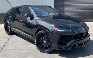 Lamborghini Urus on Forgiato Wheels (TEC 3.6) 2019 года